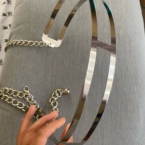 Very cute metal belt!